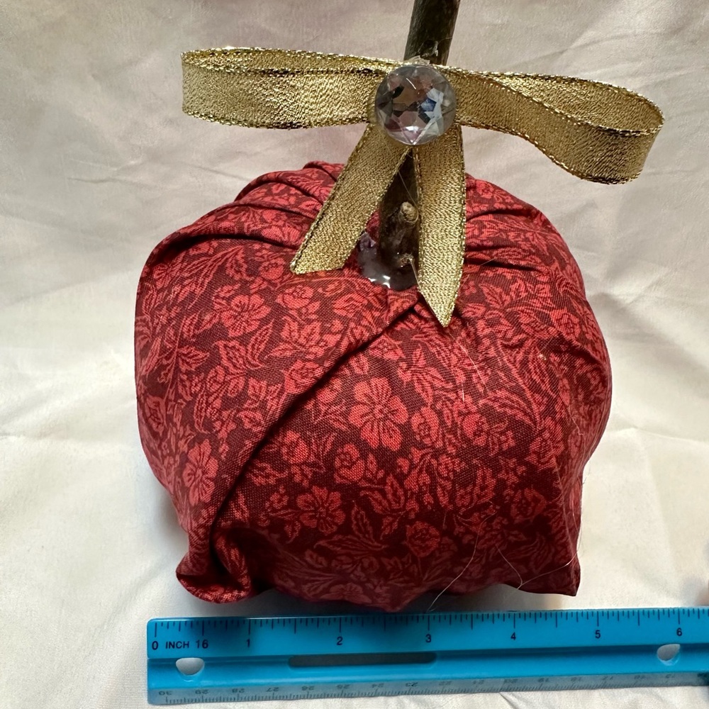 Pumpkin Decor - Picture 4 of 12